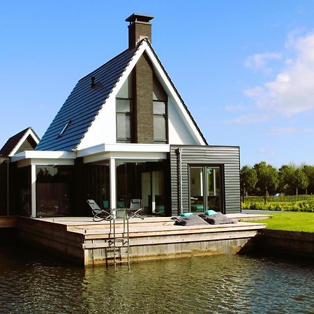 Peaceful Villa On The Water In Stavoren Εξωτερικό φωτογραφία